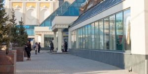 На площади возле станции метро «Пушкинская»