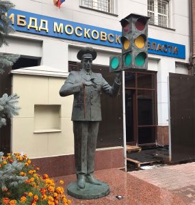Памятник дяде Степе на Мещанской