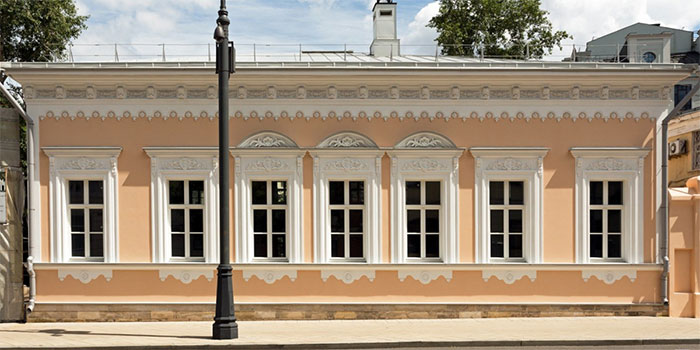 Главный дом усадьбы Новикова ― Давыдова